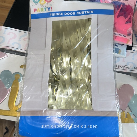 READY TO SHIP GENDER REVEAL DECOR BUNDLE 🎉🩵🩷 INCLUDES FREE BALLOONS 100+ - Picture 10 of 17